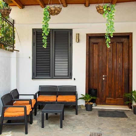 Lucas Central Relaxing House Tiranë Eksteriør bilde