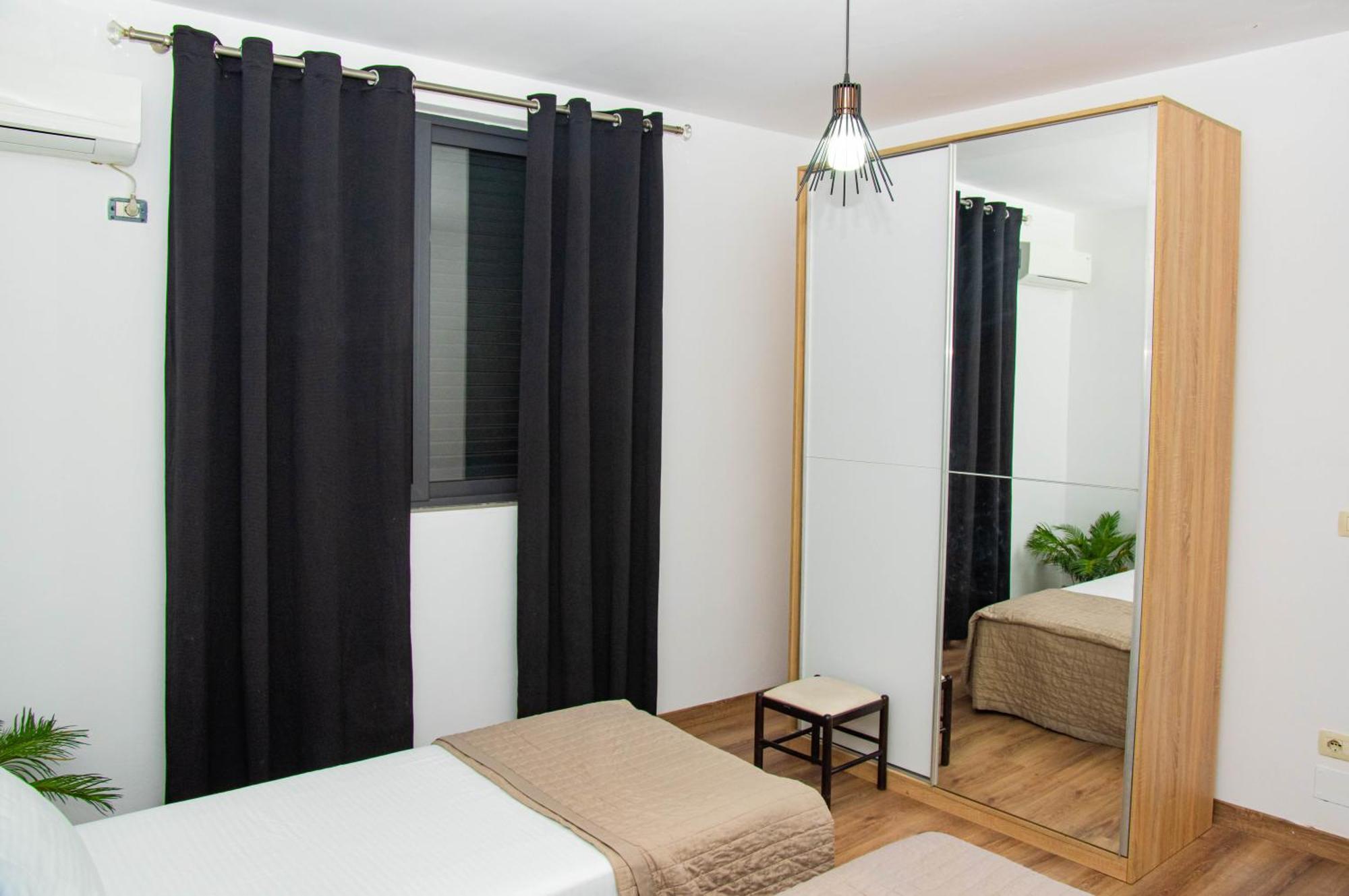 Lucas Central Relaxing House Tiranë Eksteriør bilde
